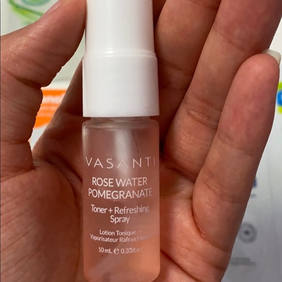 Skin care bundle 7 items - Picture 2 of 6